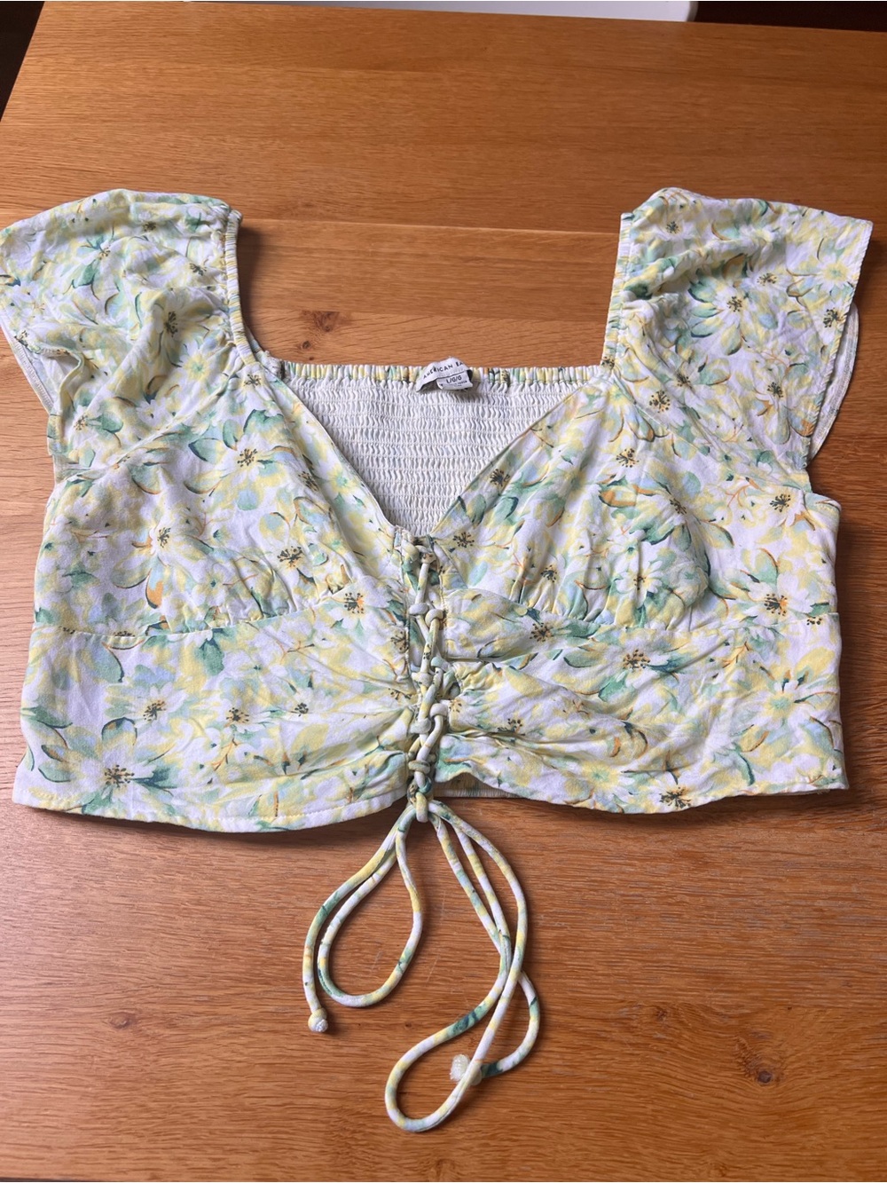 💕BOGO💕 American Eagle Outfitters Pastel Yellow & Mint Floral Lace-Up Crop Top